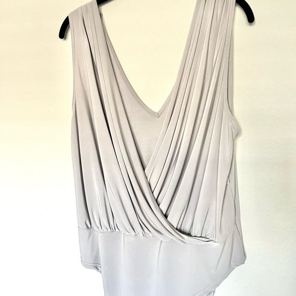 Boohoo Plus Size 16 Gray Plunge Bodysuit Snap Closure Date Night Evening Work - Picture 1 of 4